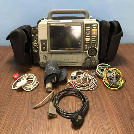 Medtronic Physio-Control Lifepak 15 12-Lead Monitor / Defibrillator Image