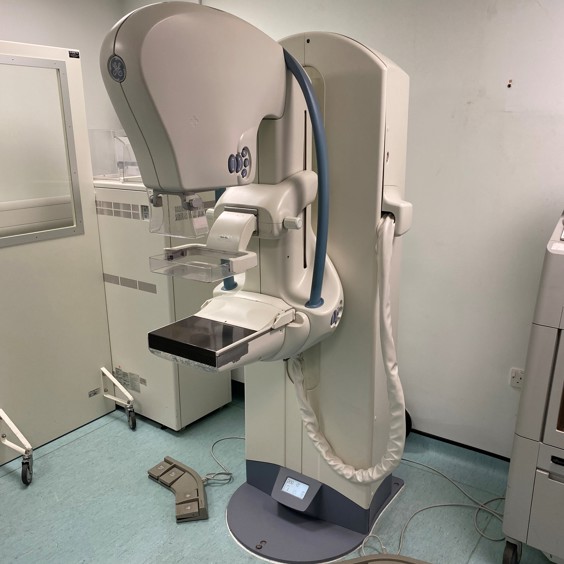 GE Essential Mammograph System thumbnail image
