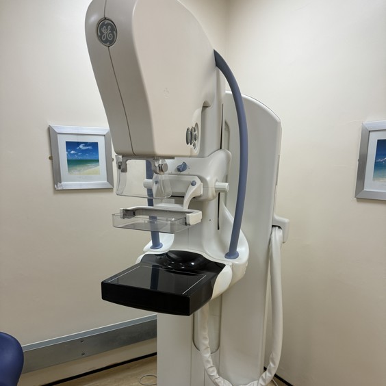 Q1011 - GE Senographe Mammograph with Tomo thumbnail image