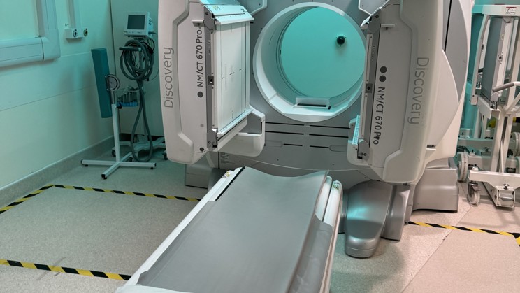 Q1038 - 2015 GE Discovery NM/CT 670 Pro SPECT/CT (In Stock & Available ...