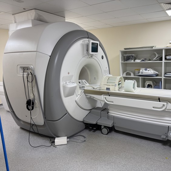 Q1067 - 2012 GE 450 W MRI thumbnail image