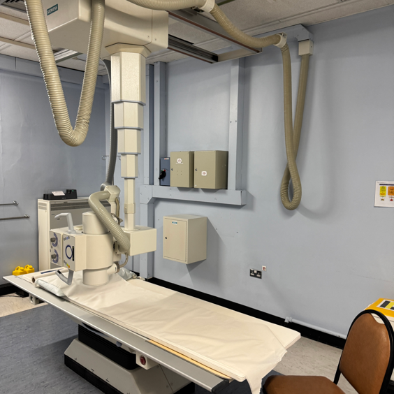 Q1998 - 2000 Siemens Multix X-Ray System (HDD Removed) thumbnail image